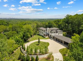 960 Overton Lea Rd, Nashville, TN 37220