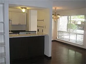 500 E Riverside Dr #109 — Photo 2