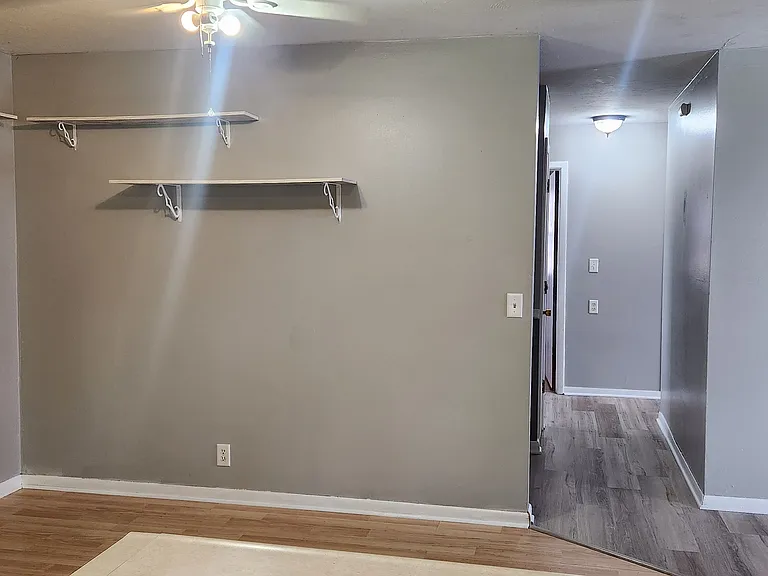 1440 Meadow Dale Dr — Photo 9