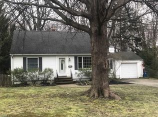 1223 S Beachview Rd, Willoughby, OH 44094