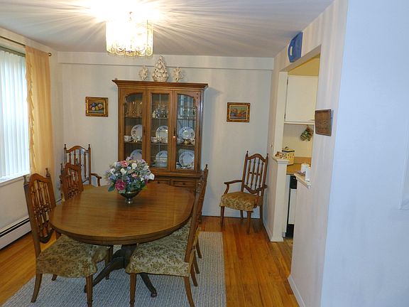 4th image of 377 Westchester Ave APT 2L