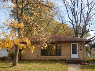 45 21st Ave N, Hopkins, MN 55343