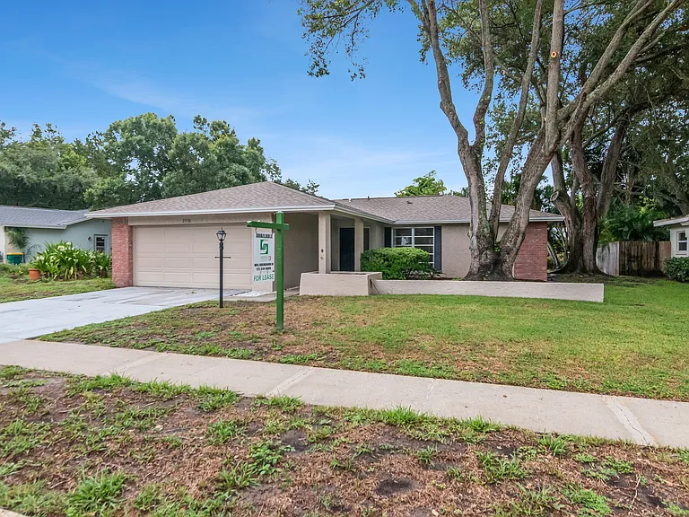 2958 Dundee Dr — Photo 40