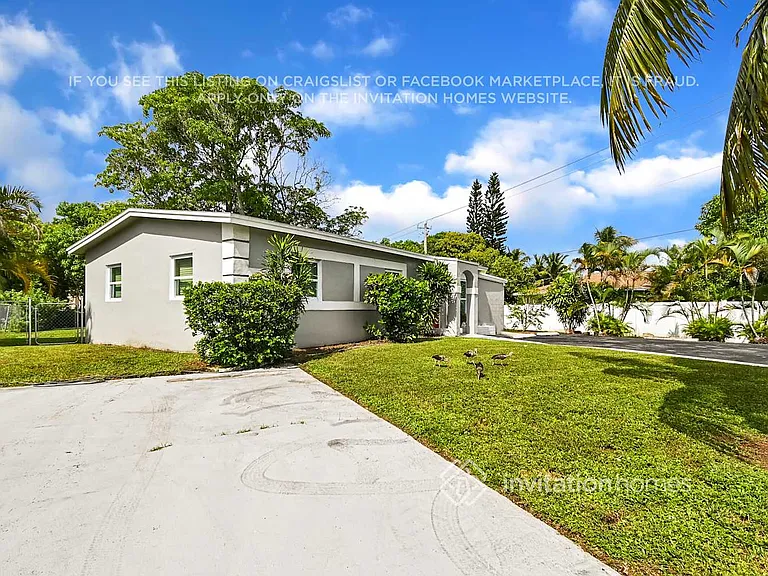 330 Washington Ave — Photo 4