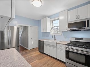 813 Vine St, Coraopolis, PA 15108