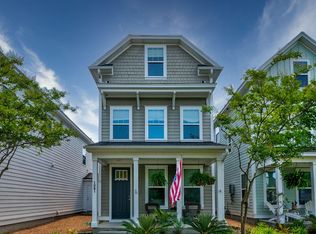 1061 Ashley Gardens Blvd, Charleston, SC 29414