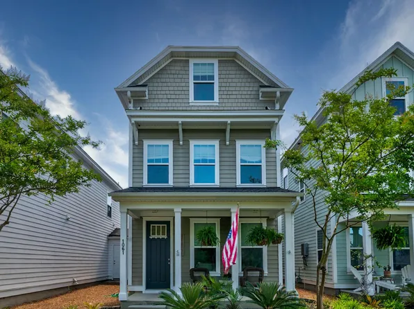 1061 Ashley Gardens Blvd, Charleston, SC 29414
