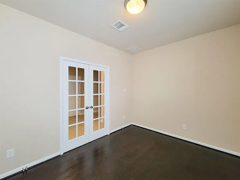 9718 Justin Ridge Ln — Photo 8
