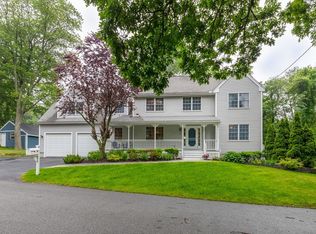 18 Raymond Rd, Burlington, MA 01803