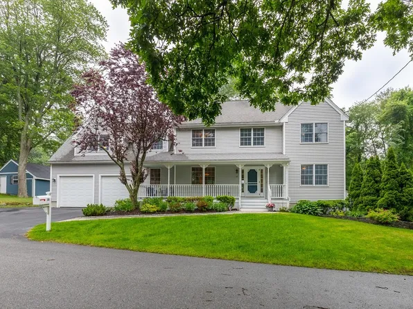 18 Raymond Rd, Burlington, MA 01803