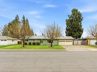 160 44th Pl NE, Salem, OR