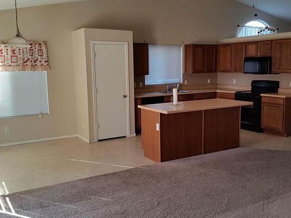 3rd image of 2903 W Sunland Ave
