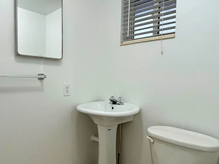 2360 E Phylden Dr #A — Photo 8