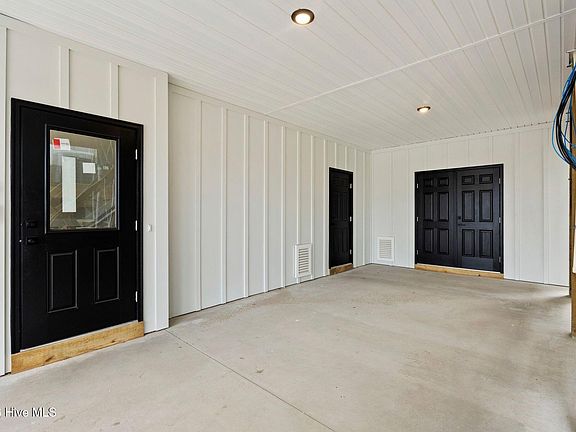 3rd image of 203 Shell Road