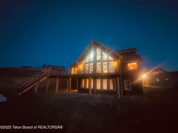 21 Hawk Path, Boulder, WY 82923
