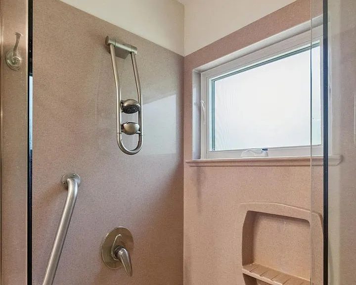 970 Palo Alto Ave — Photo 52