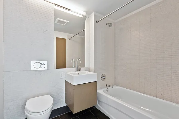 Rented by Greystar | media 3