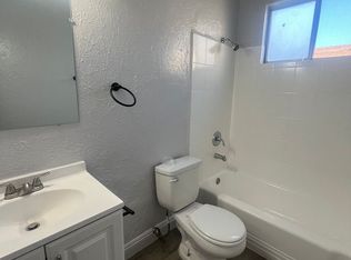 1437 W 105th St #8, Los Angeles, CA 90047