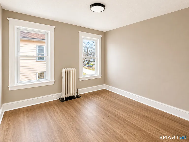 696 N Main St #2 — Photo 6
