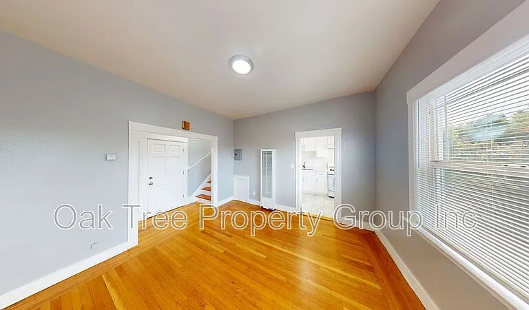 624 31st St #628 — Photo 5