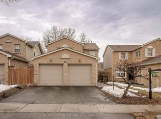 46 Hemingford Pl, Whitby, ON L1R 1E7