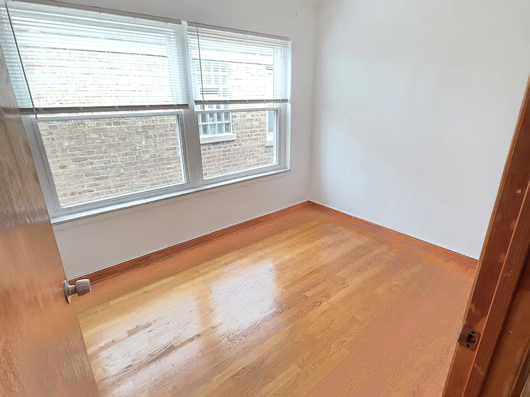 5113 N Mango Ave #2 — Photo 9