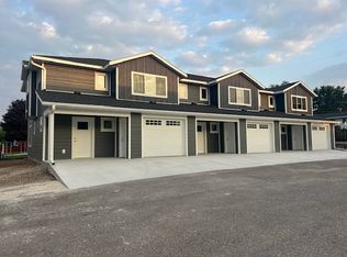 4815 W 5th St APT 1, Winona, MN 55987
