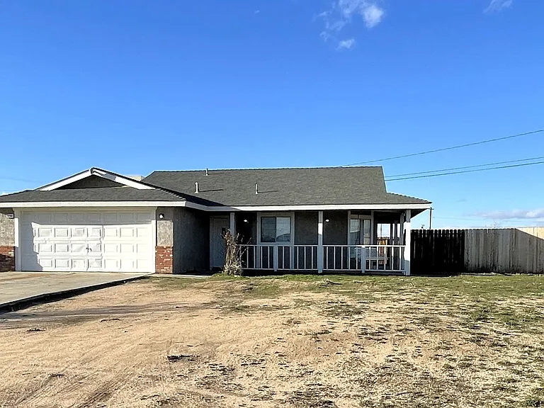 8101 Jacaranda Ave — Photo 18