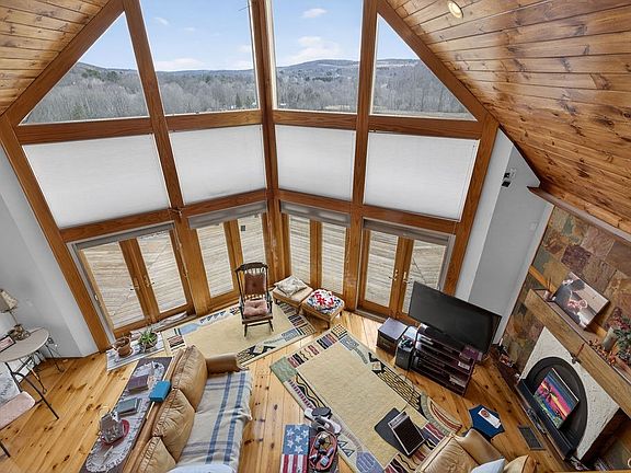 3rd image of 4000 Bishop Hill Rd