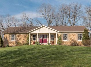 145 Spring Leigh Ct, Ballwin, MO 63011