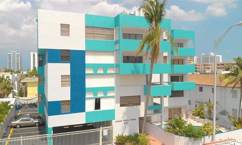 1st image of 6941 Carlyle Avenue #4C