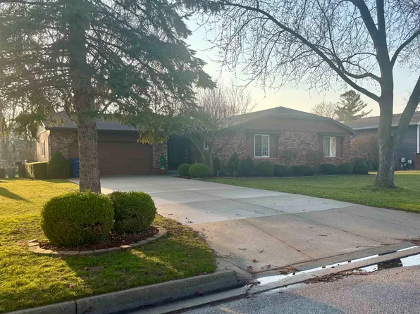 1317 Allendale Dr, Saginaw, MI 48638