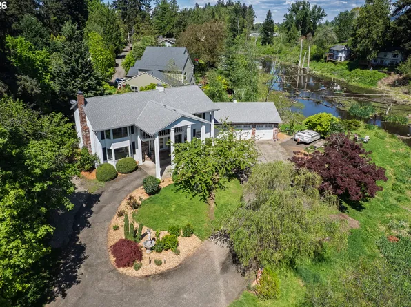 6031 SE Aldercrest Rd, Milwaukie, OR 97267