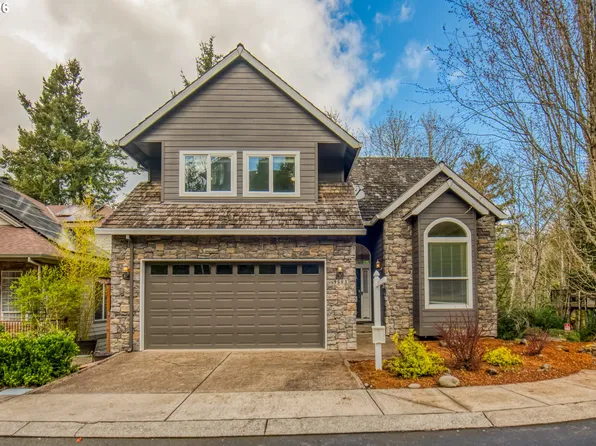 9583 NW Randall Ln, Portland, OR 97219