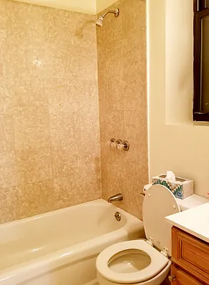 Rented by Domus Realty | media 4