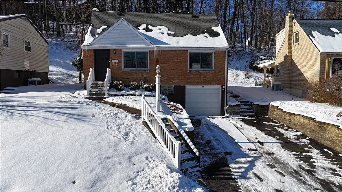 45 Glenview Ave photo 1