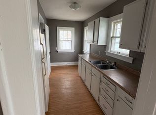 836 Dawson St, Waterloo, IA 50703