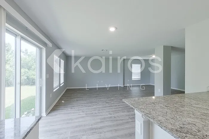 947 Grant Blvd — Photo 11