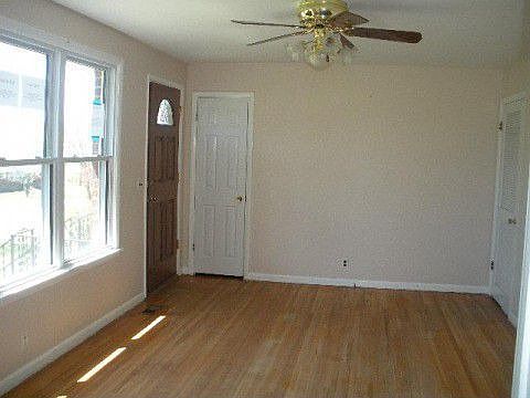 2nd image of 412 Hamblen Dr