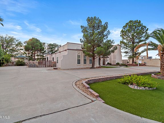 3rd image of 204 Whispering Sands Dr