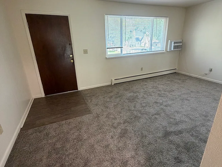 511 Charlotte St #1 — Photo 6