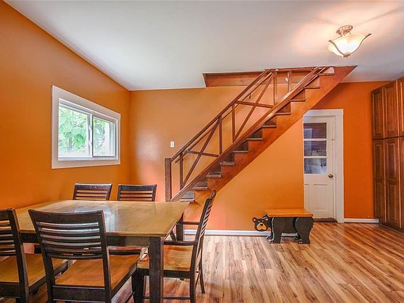 5th image of 326 Ann Arbor St