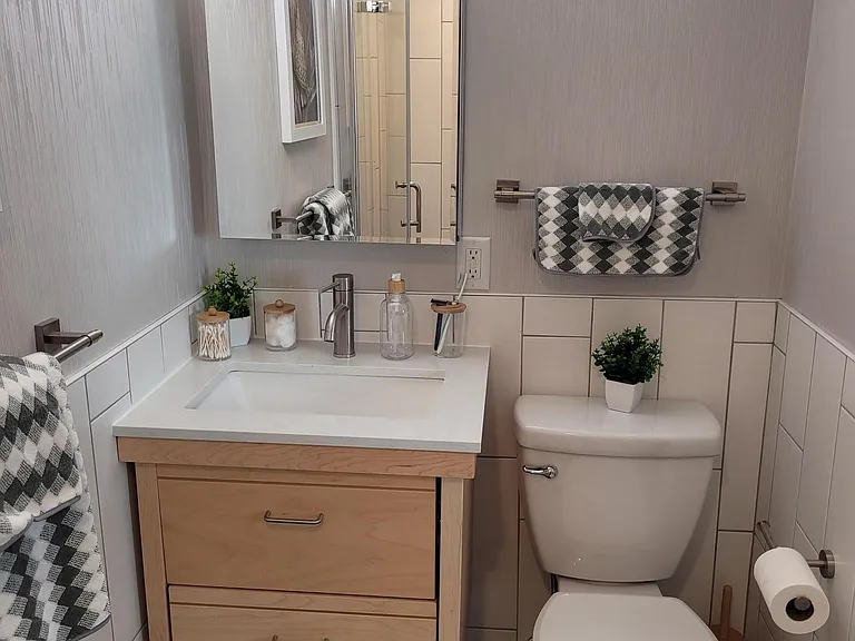 Bathroom in small studio