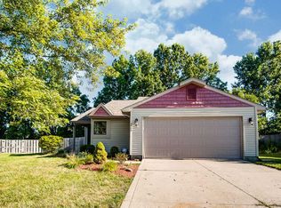 3909 Castell Dr, Fort Wayne, IN
