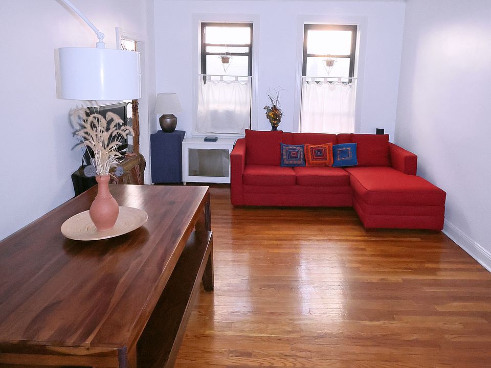 1st image of 270 Seaman Ave APT E8