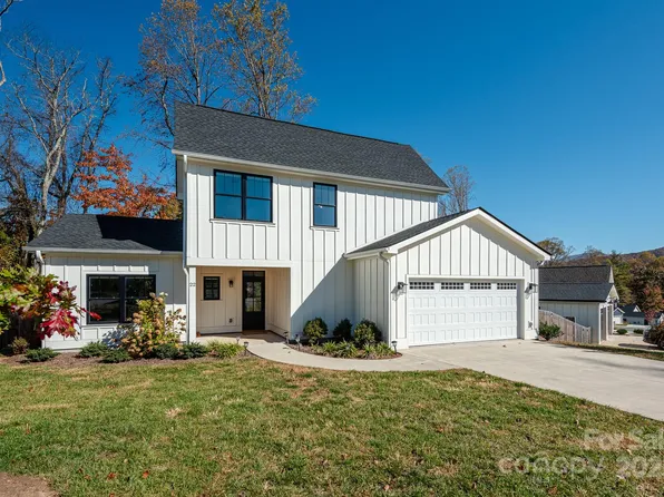 22 Rangeley Dr, Asheville, NC 28803