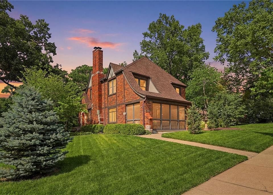 1st image of 1141 Valentine Rd