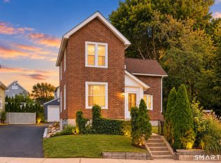 32 Jubilee Street, New Britain, CT 06051