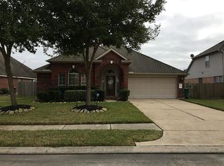 10104 Erin Glen Way, Pearland, TX 77584