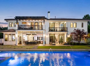 5041 Palomar Dr, Tarzana, CA 91356